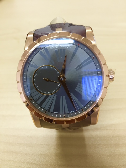 Roger Dubuis watch listing