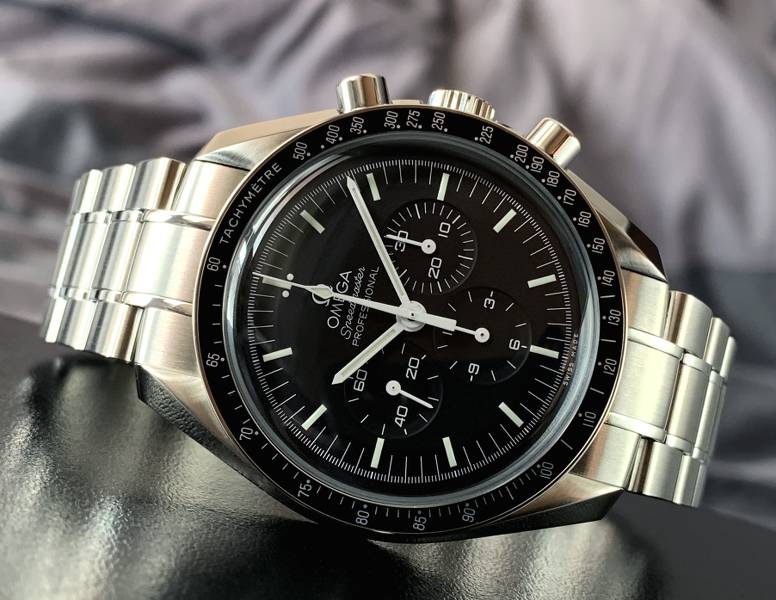 Omega watch listing
