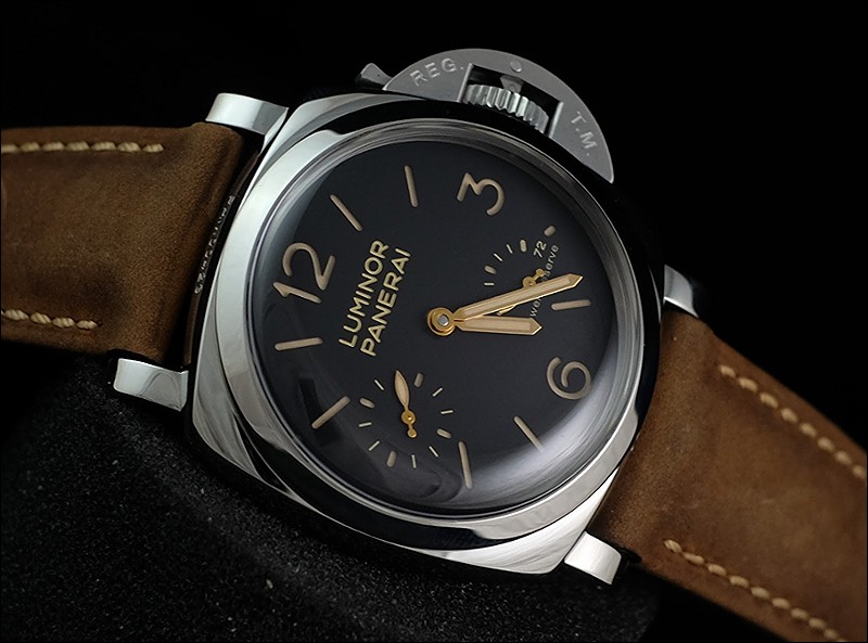 Panerai watch listing