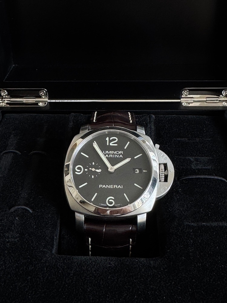 Panerai watch listing