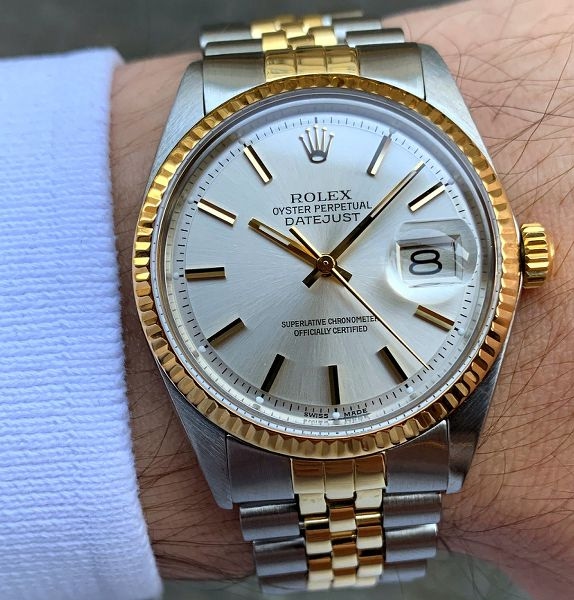 Rolex watch listing