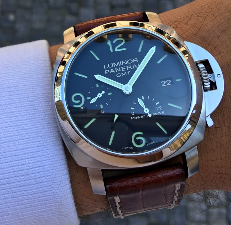 Panerai watch listing