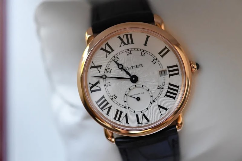 Cartier watch listing