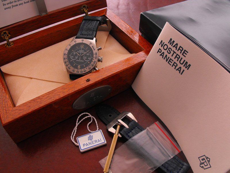 Panerai watch listing