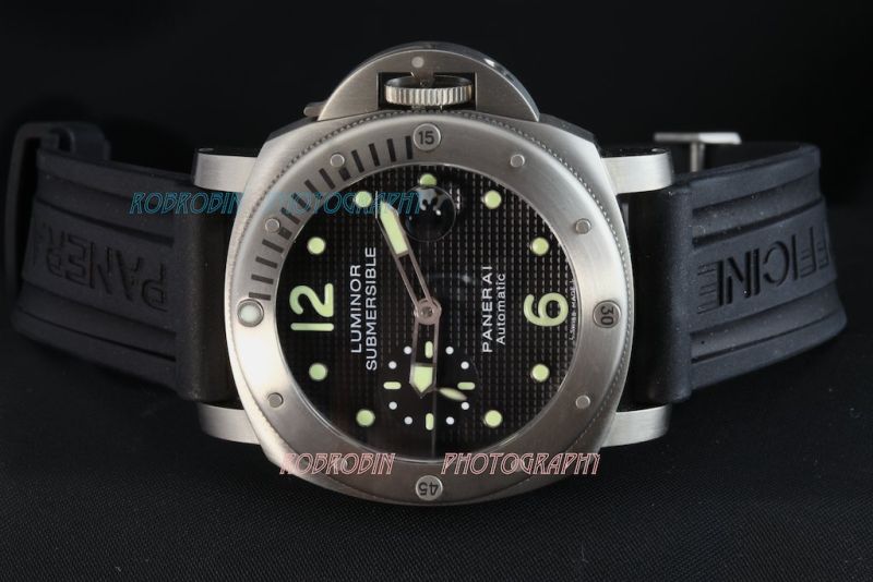 Panerai watch listing