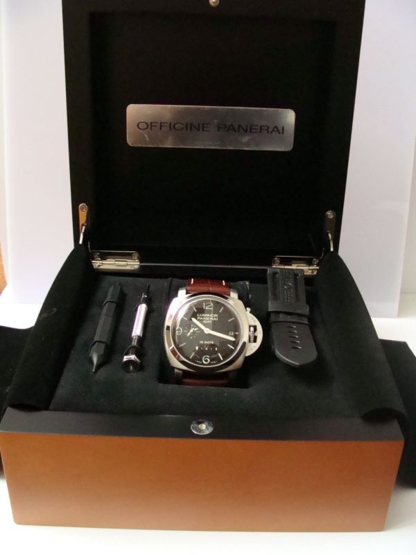 Panerai watch listing