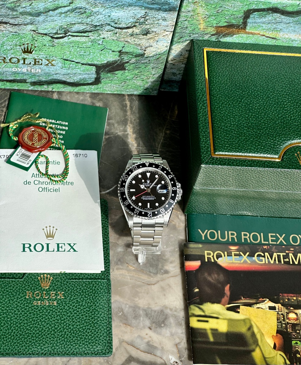 Rolex watch listing