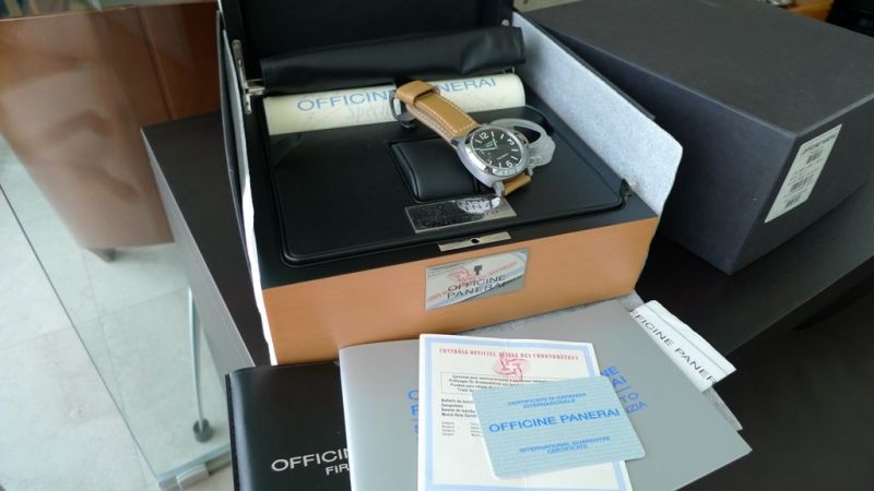 Panerai watch listing