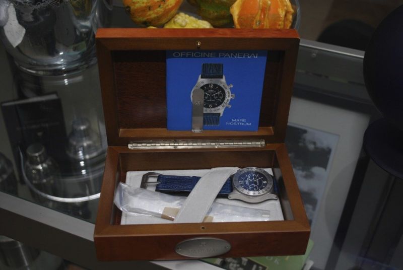 Panerai watch listing