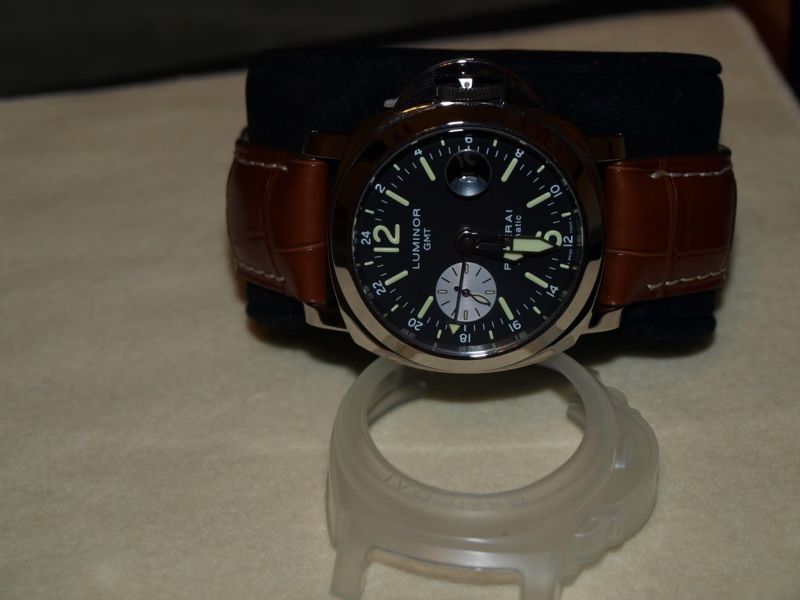 Panerai watch listing