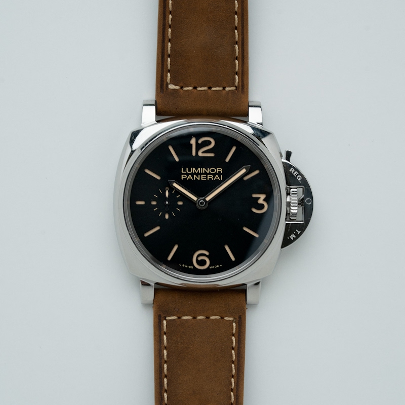 Panerai watch listing