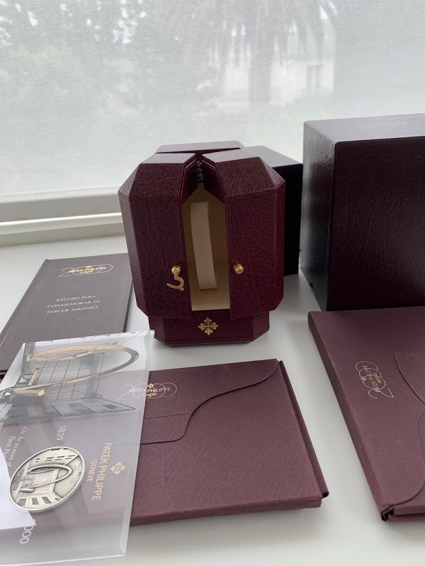 Patek Philippe watch listing