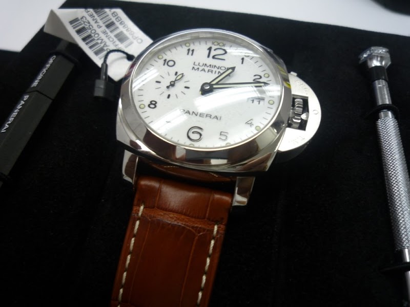 Panerai watch listing