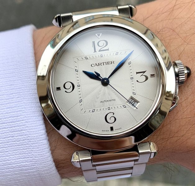 Cartier watch listing