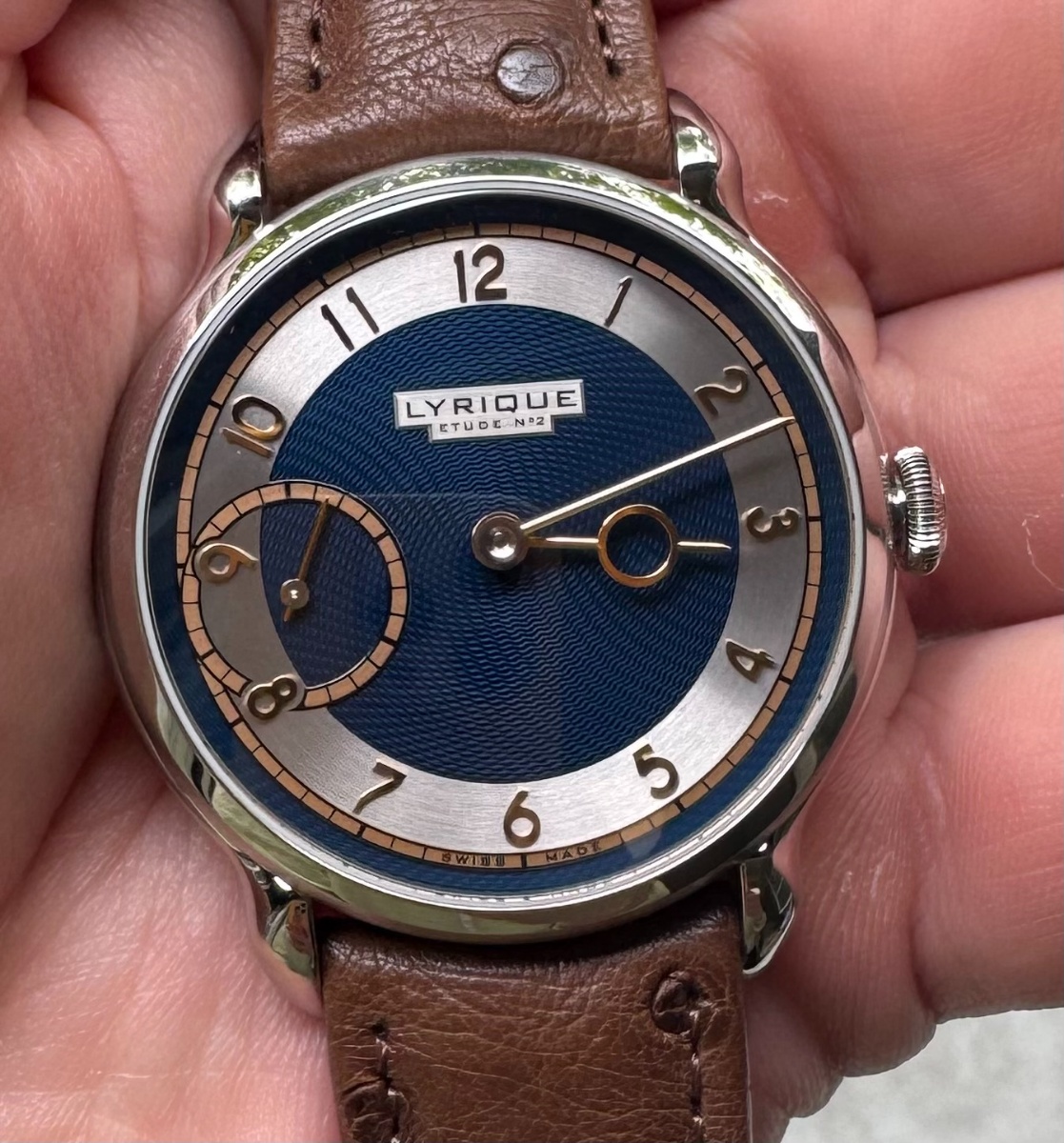 Lyrique watch listing