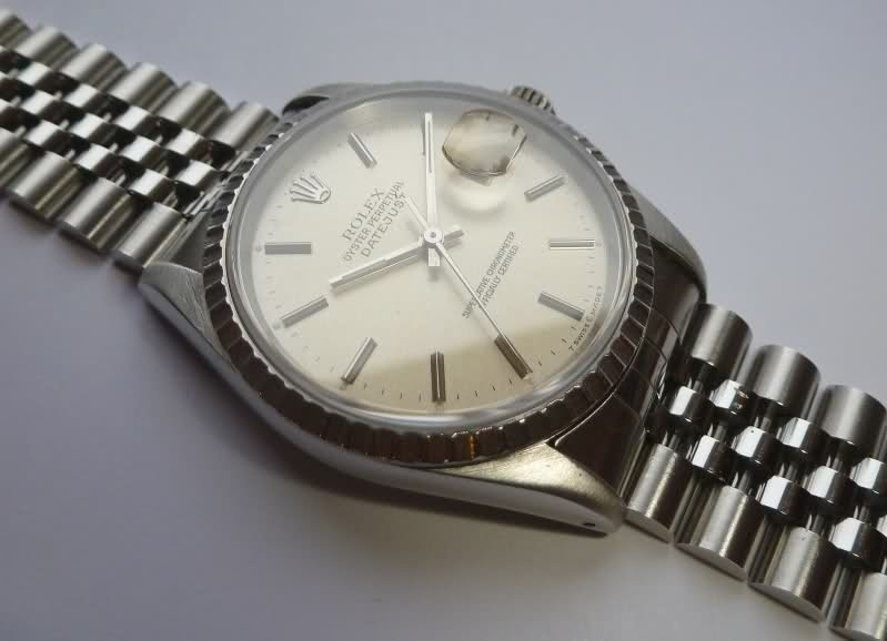Rolex watch listing