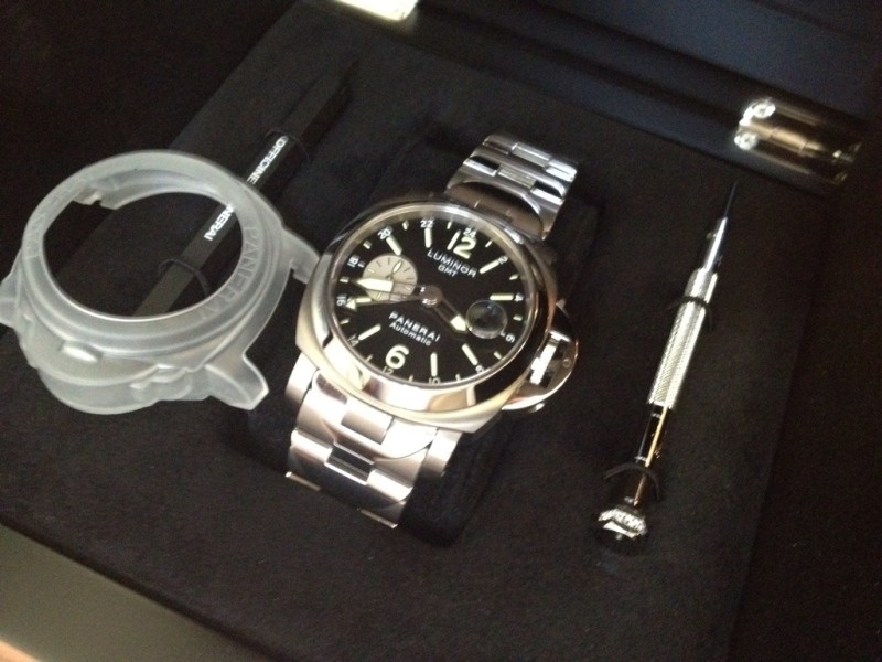 Panerai watch listing