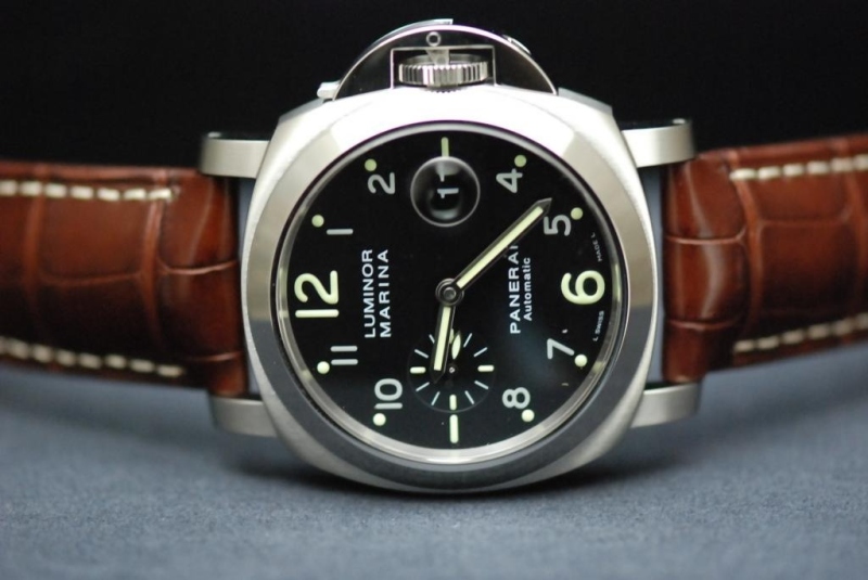 Panerai watch listing