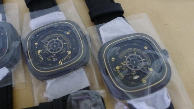 SevenFriday watch listing