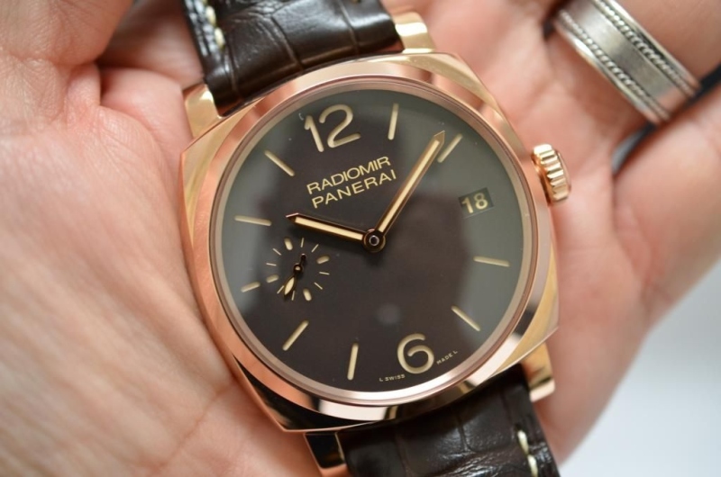 Panerai watch listing