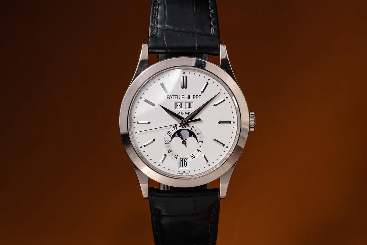 Patek Philippe watch listing