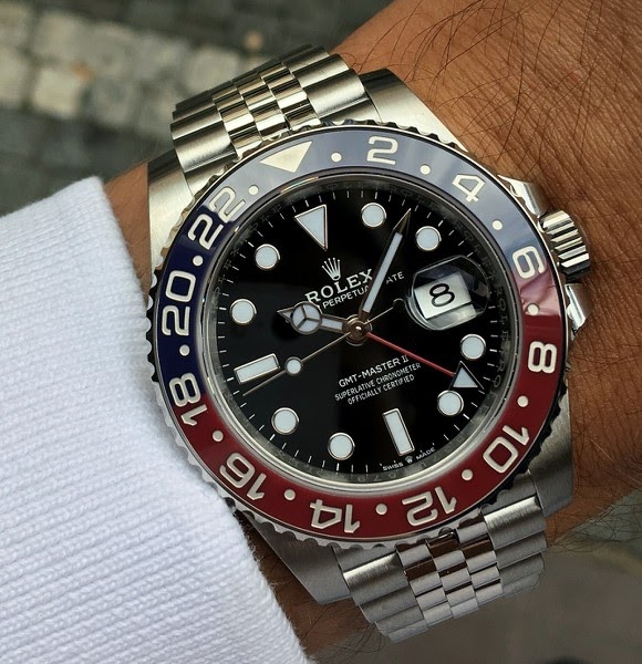 Rolex watch listing