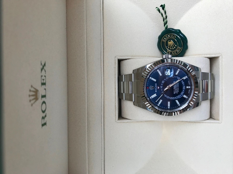 Rolex watch listing
