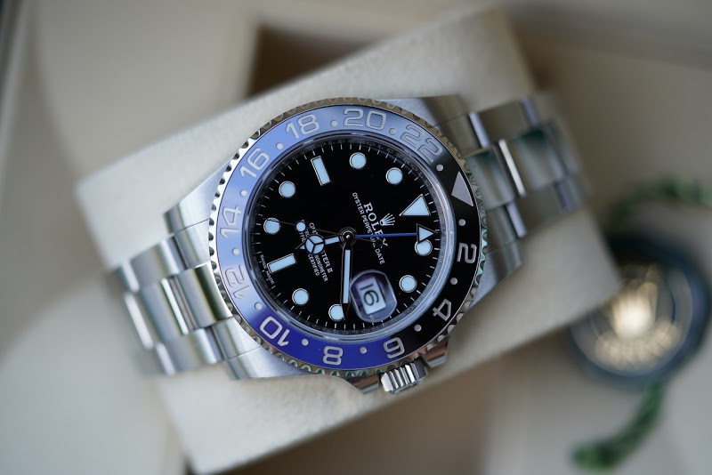 Rolex watch listing