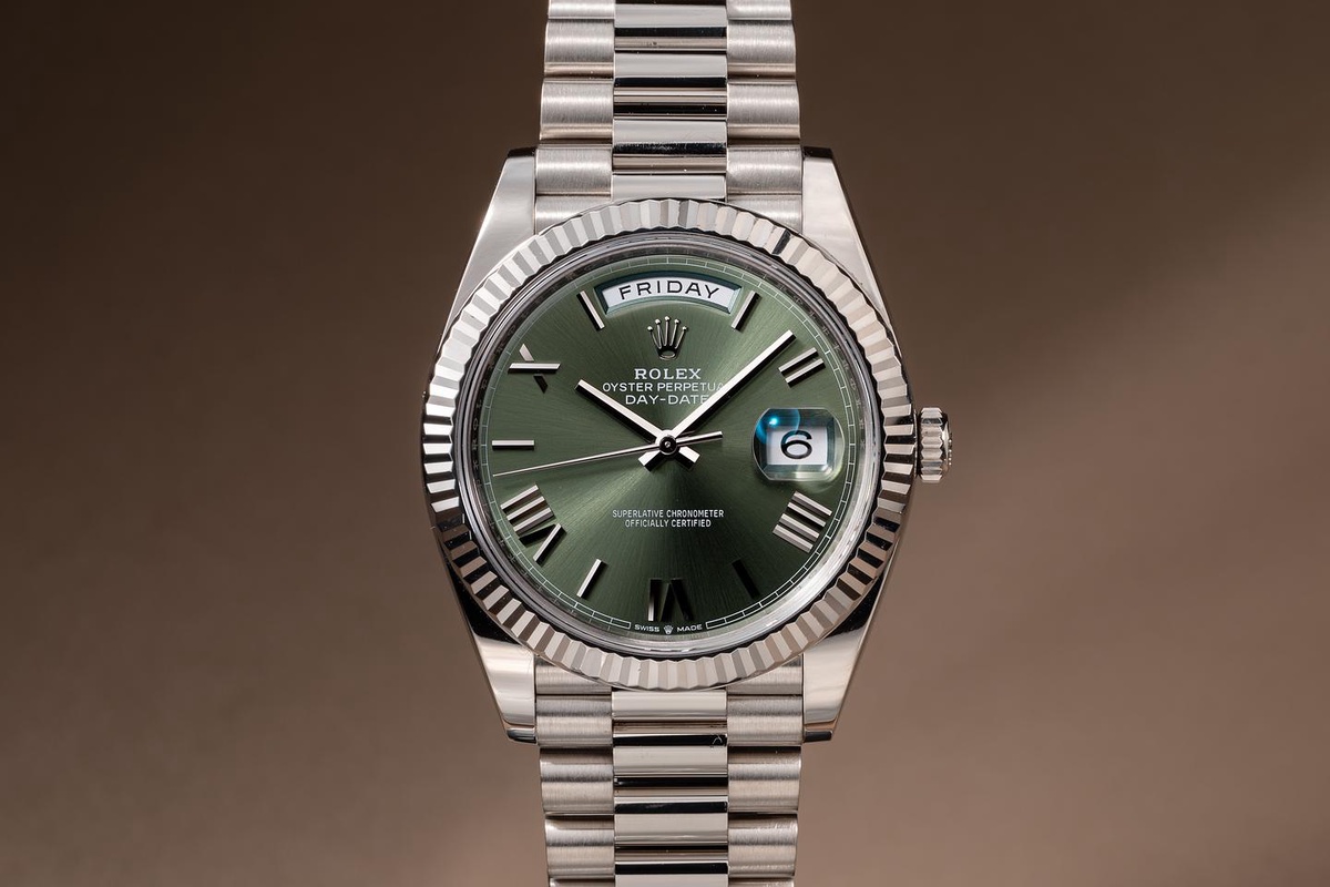 Rolex watch listing