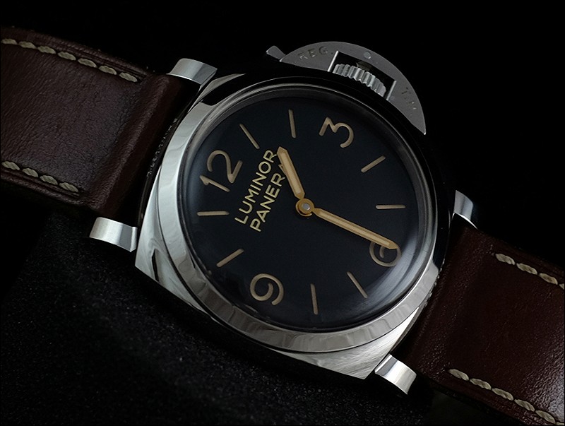 Panerai watch listing