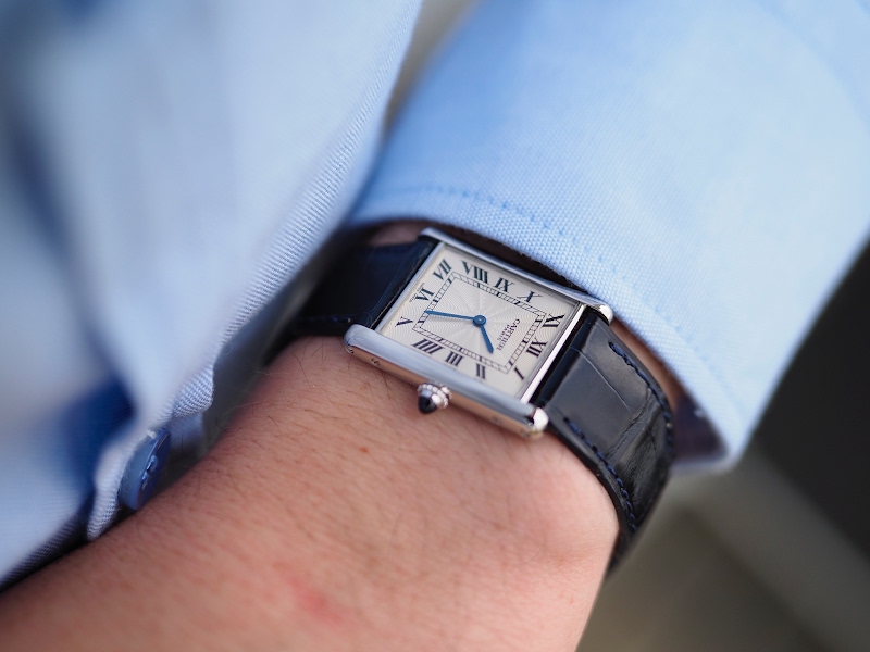 Cartier watch listing