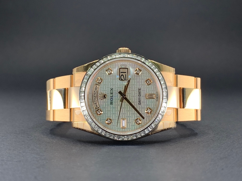 Rolex watch listing