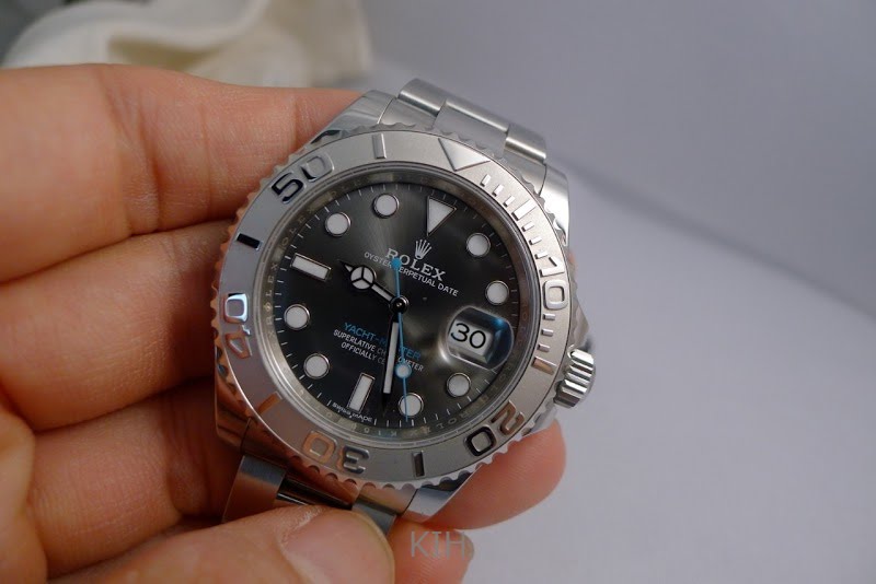 Rolex watch listing