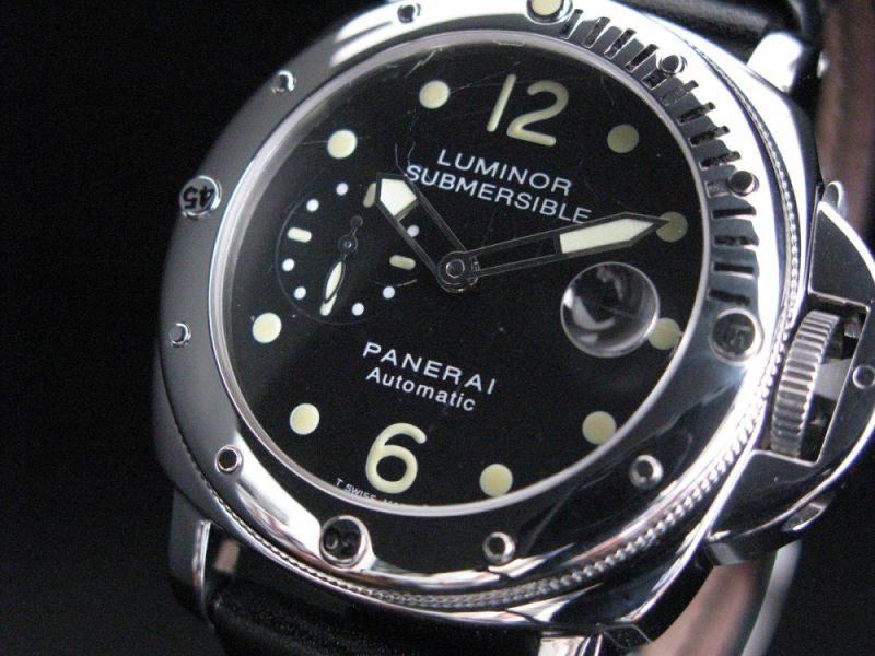 Panerai watch listing