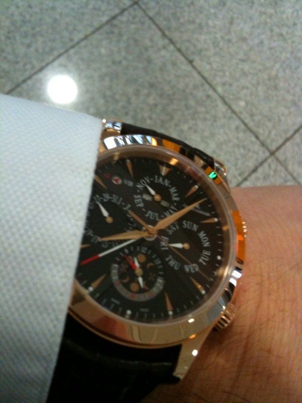 Jaeger LeCoultre watch listing