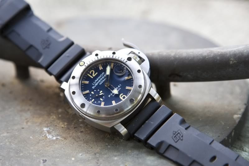 Panerai watch listing