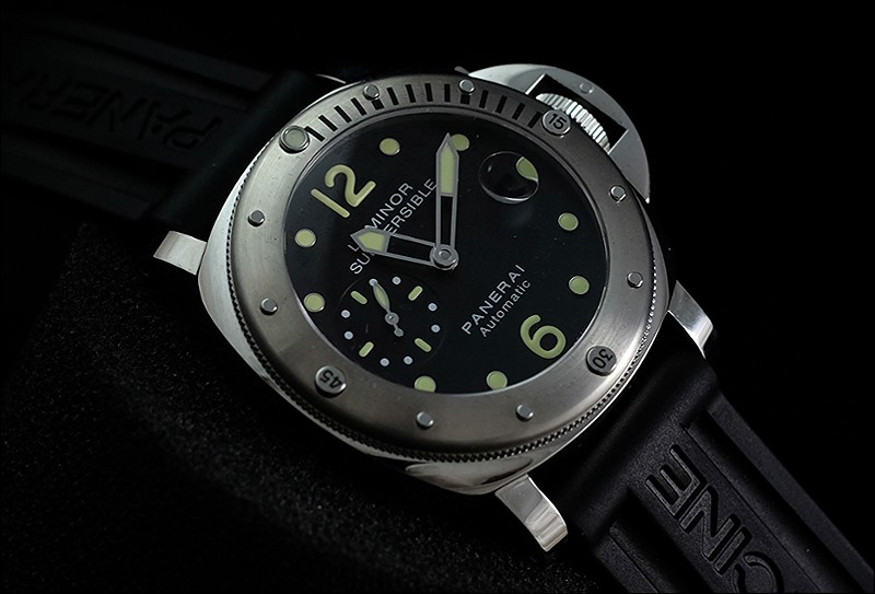 Panerai watch listing