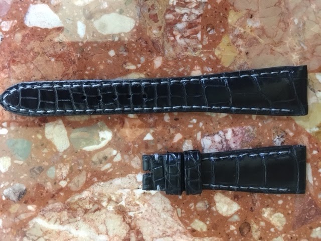 Accessories watch listing