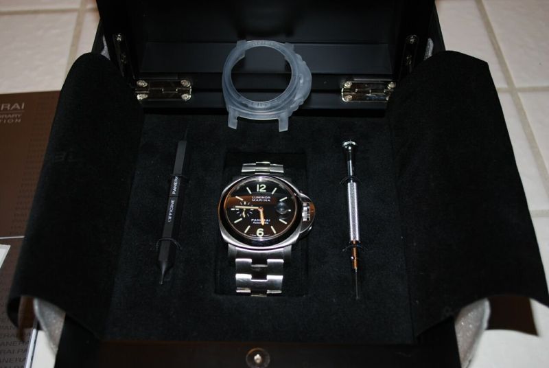 Panerai watch listing