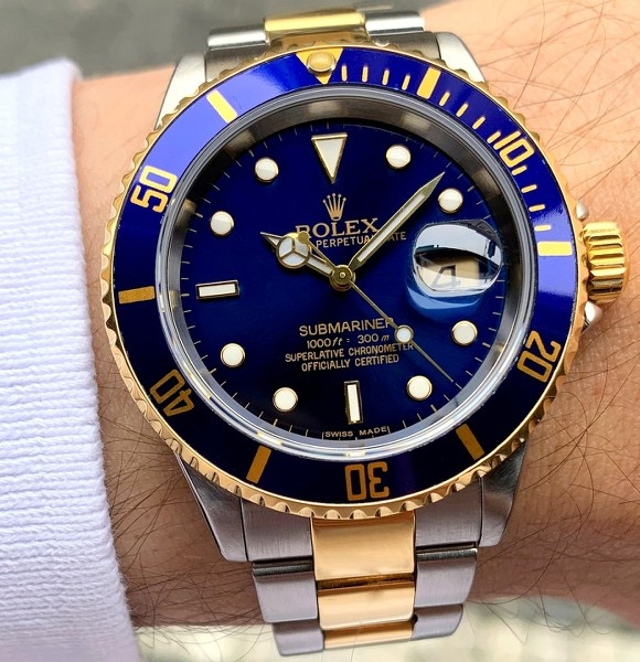 Rolex watch listing