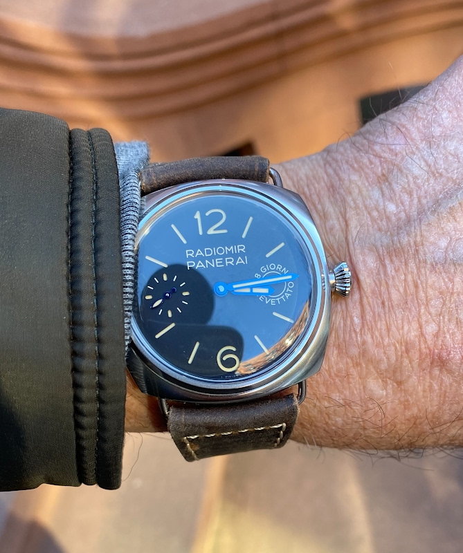 Panerai watch listing
