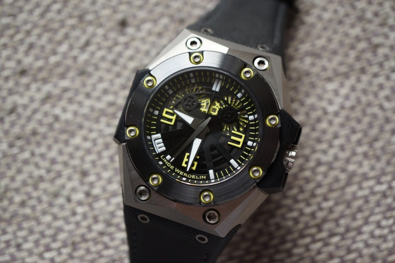 Linde Werdelin watch listing