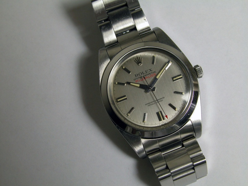 Rolex watch listing