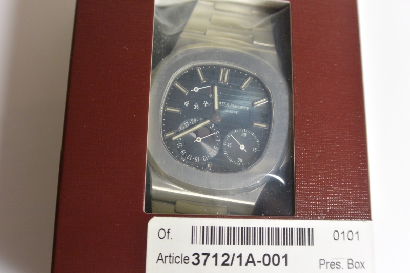 Patek Philippe watch listing