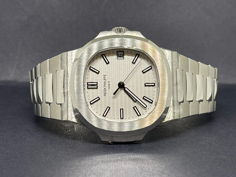 Patek Philippe watch listing