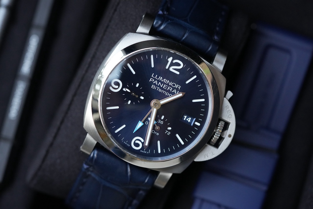 Panerai watch listing