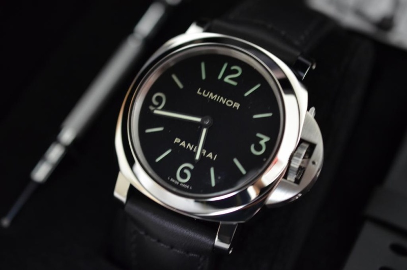 Panerai watch listing