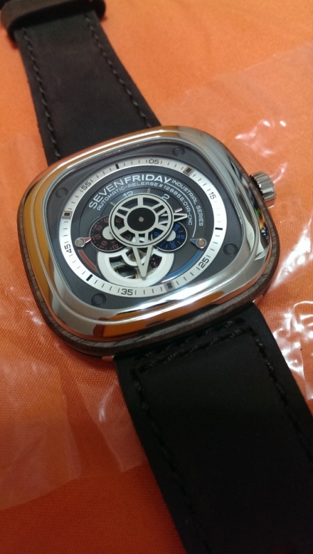 SevenFriday watch listing
