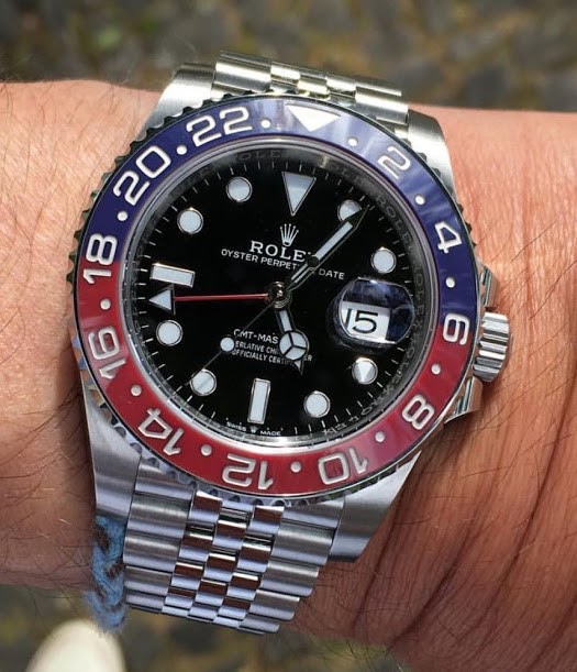 Rolex watch listing