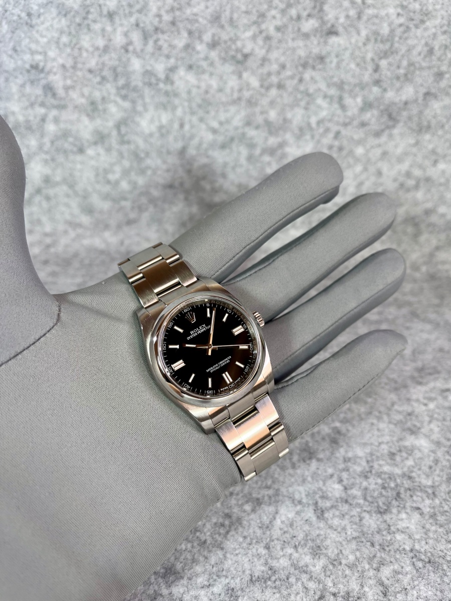 Rolex watch listing